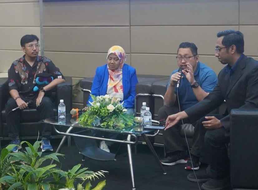 Guest panelist for UniSZA's Creative Career Talk alongside Warnakala Studios and MDEC.